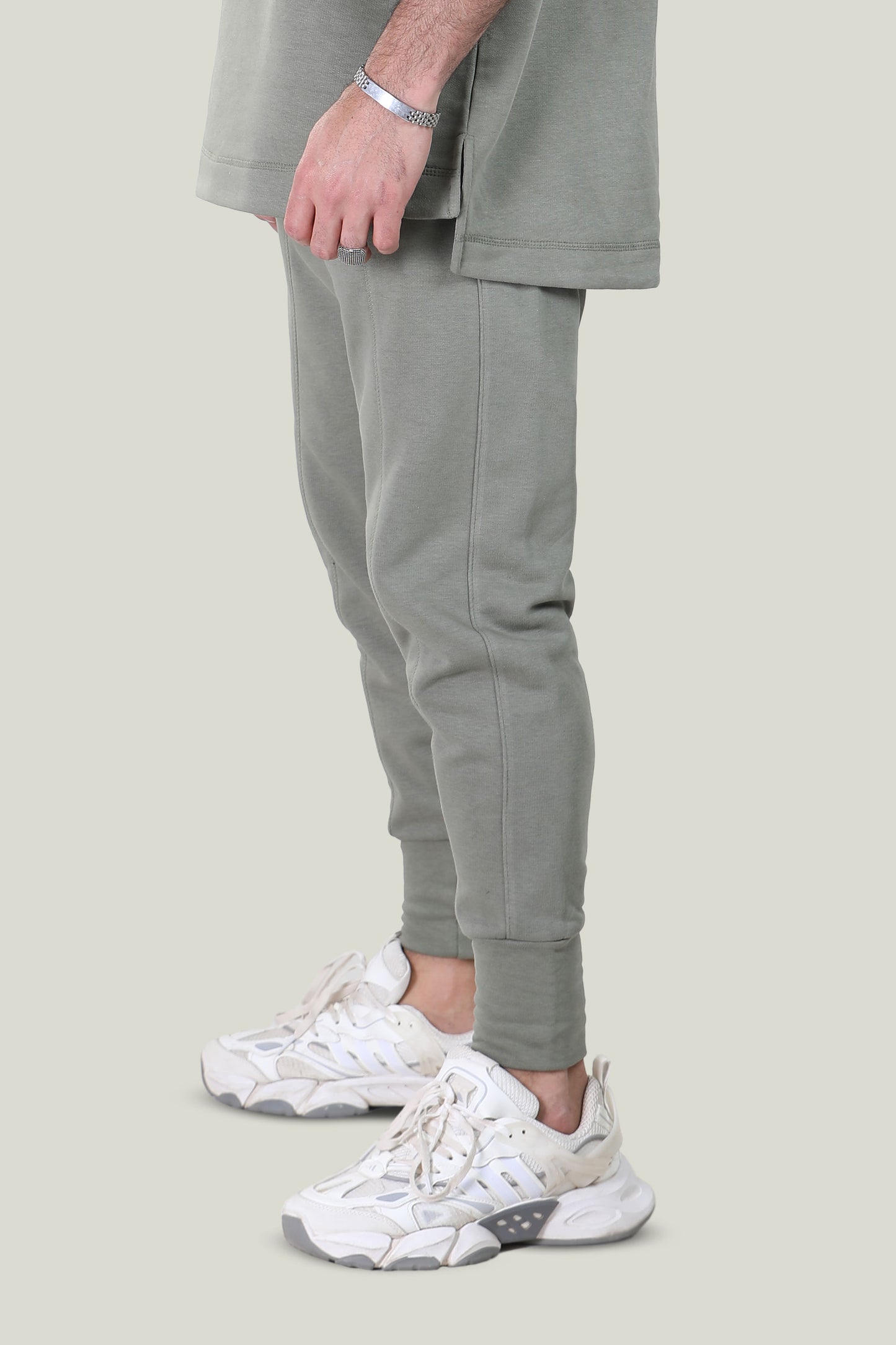 SMART FIT - MNML SWEATPANT - OLIVE GREEN