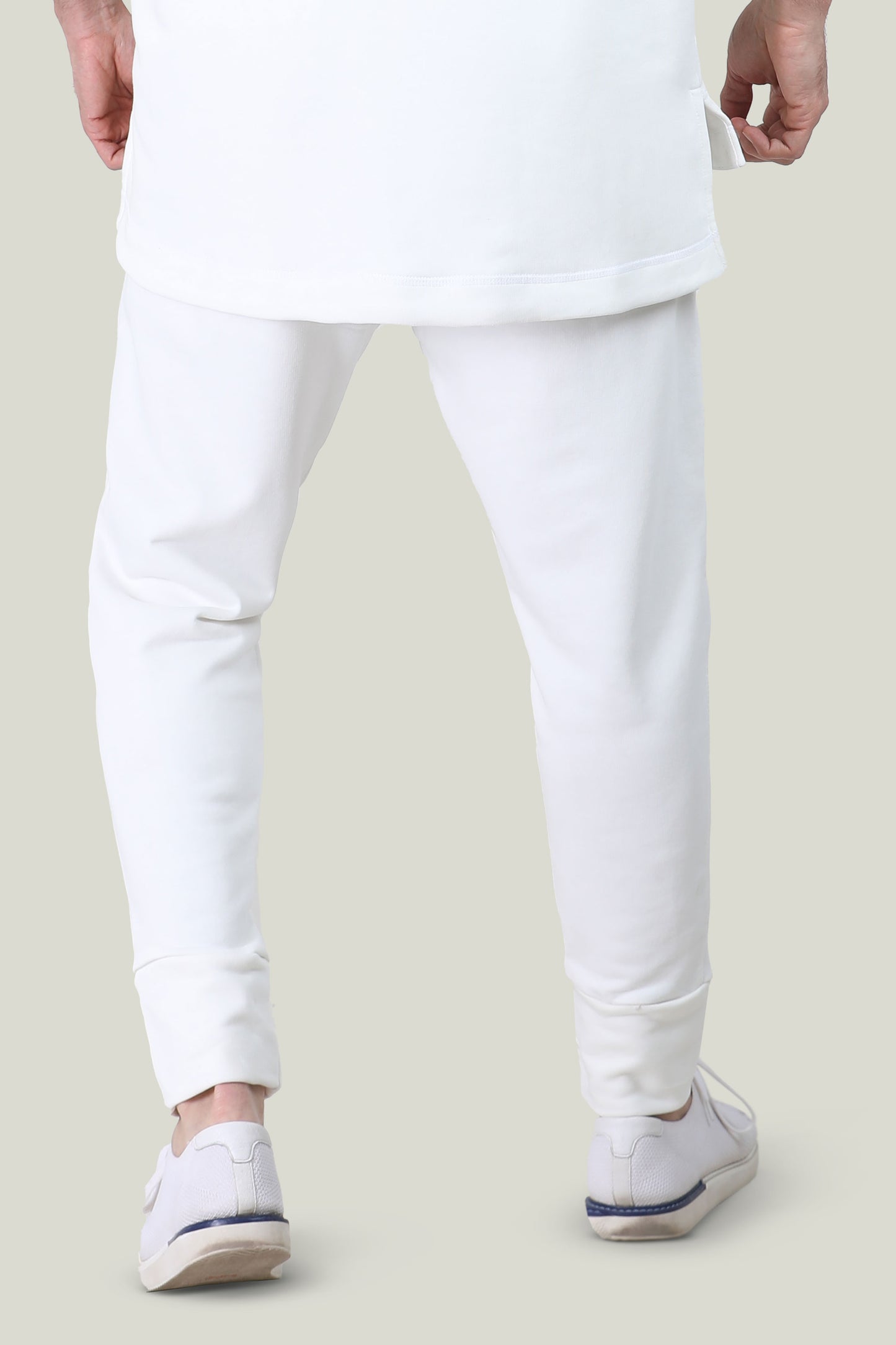 SMART FIT - MNML SWEATPANT - WHITE